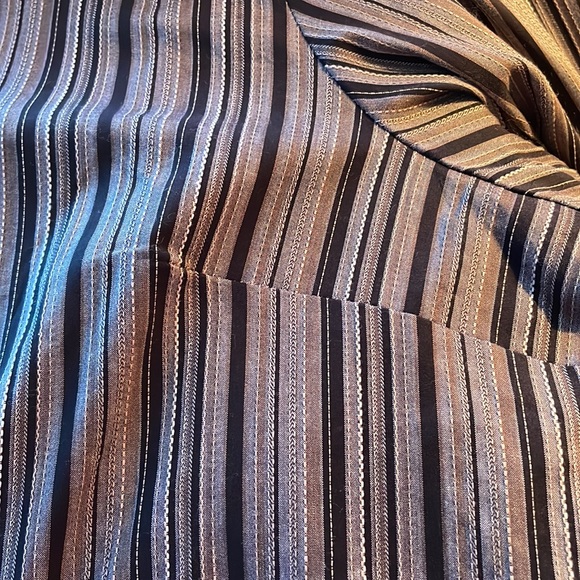 Flattering Button Down Blouse - Picture 8 of 8